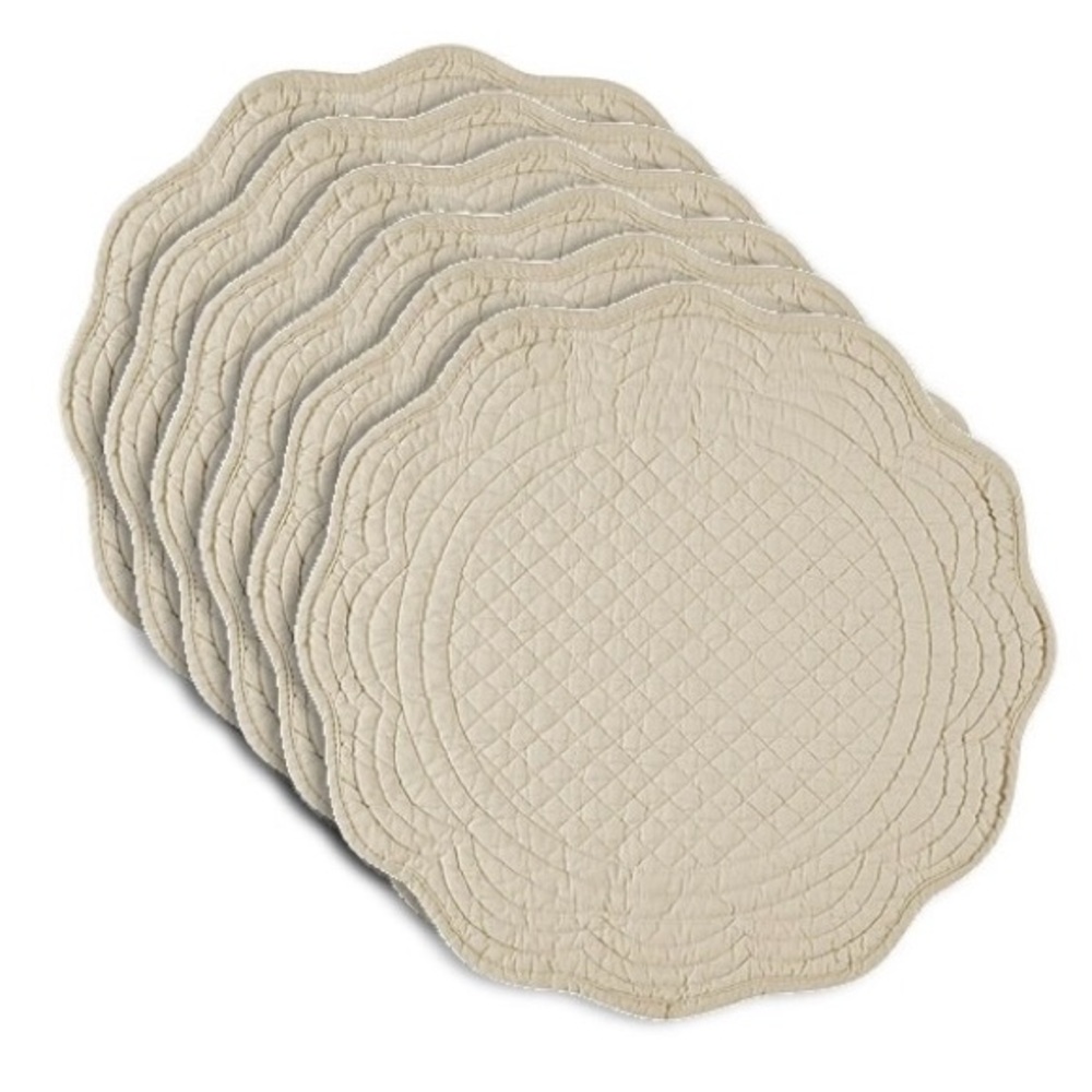 Boutis Round Scalloped Quilted Placemats - Set of 6